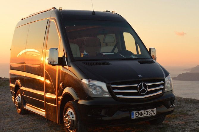 private-transfer-from-or-to-santorini-airport-port-hotel