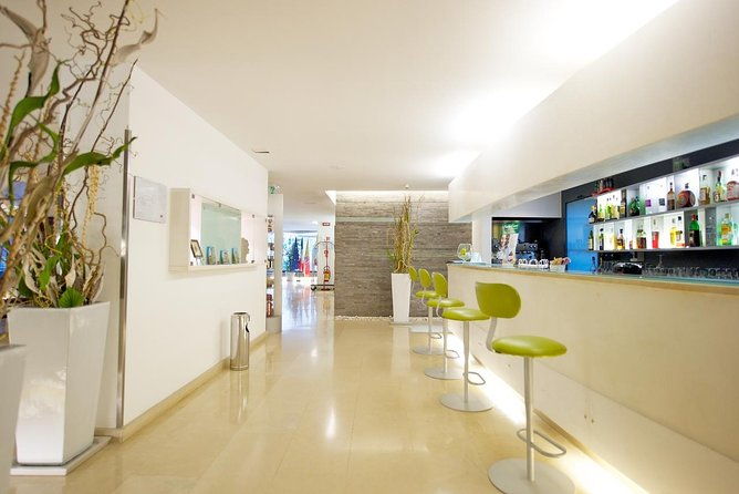 private-transfer-from-palermo-airport-to-mercure-palermo-centro-or-vice-versa