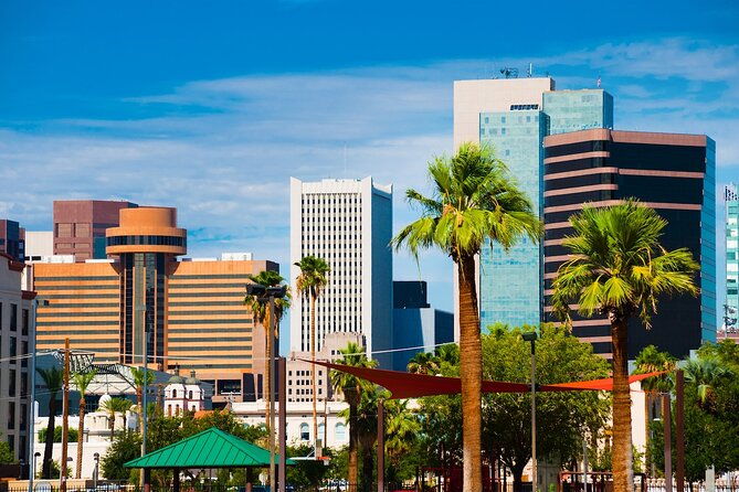 private-transfer-from-phoenix-to-sky-harbor-airport-phx-in-luxury-van