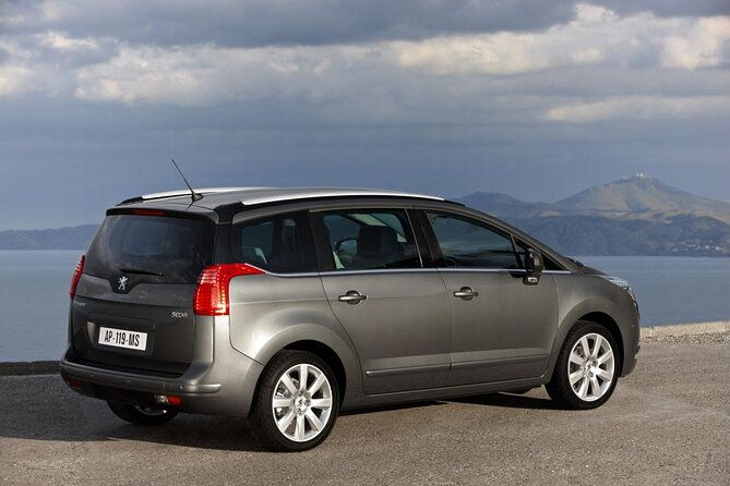 private-transfer-from-pointe-a-pitre-airport-to-deshaies-or-trois-riviers-by-suv