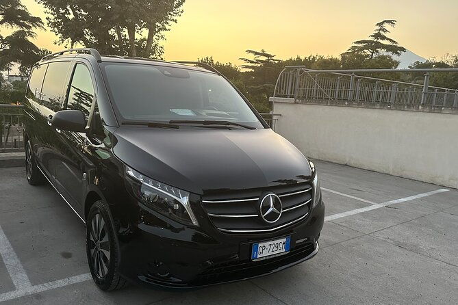 private-transfer-from-positano-to-naples-7