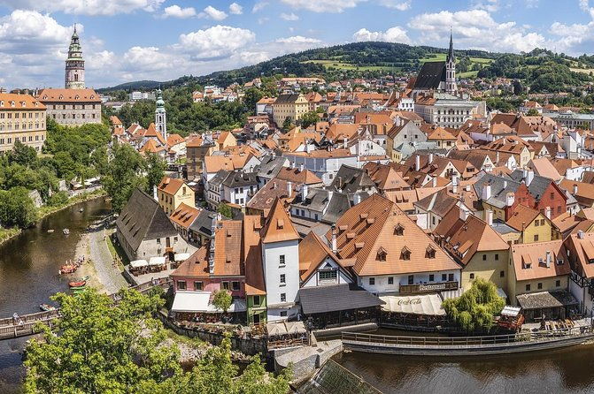 private-transfer-from-prague-to-cesky-krumlov-english-speaking-driver