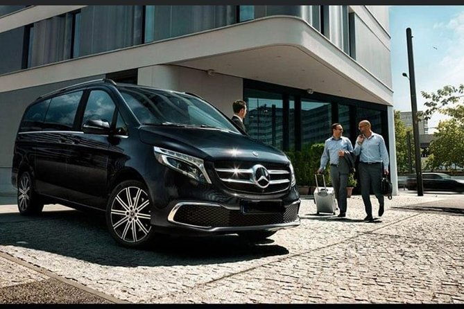 private-transfer-from-rome-to-fiumicino-airport-4