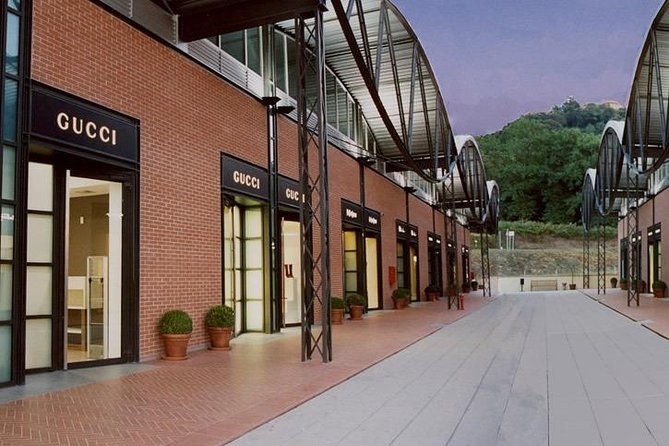 private-transfer-from-rome-to-florence-with-3-hours-stop-in-the-mall-lux-outlet