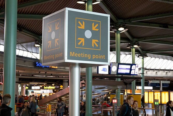 private-transfer-from-schiphol-airport-to-the-hague-or-delft