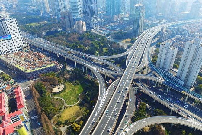 Private Transfer from Shanghai Hongqiao Railway Station to City Center - The Luggage Experience