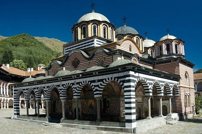 private-transfer-from-sofia-to-bansko-with-rila-monastery-visit