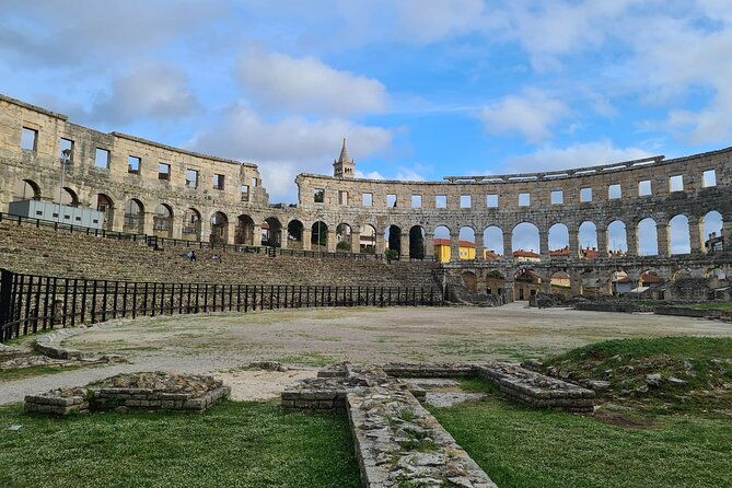 private-transfer-from-split-croatia-airport-to-hotel