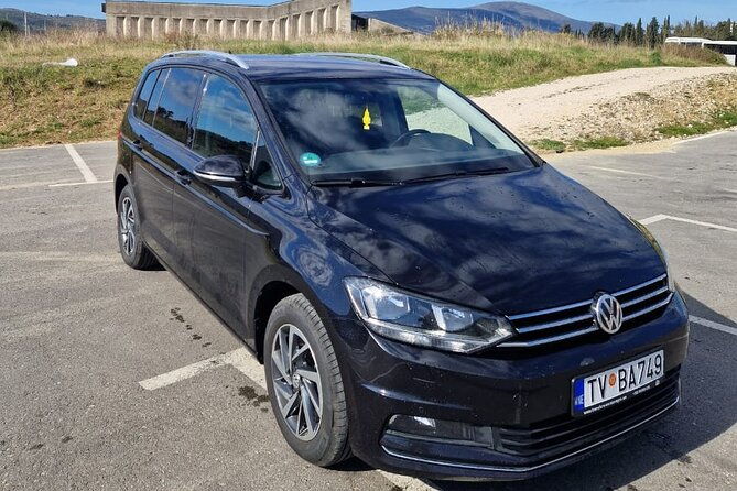 private-transfer-from-tivat-airport-to-kotor-2