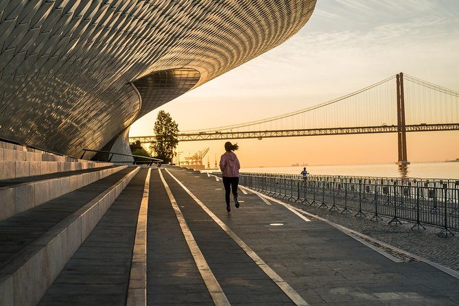 private-transfer-from-to-lisbon-airport-x-lisbon