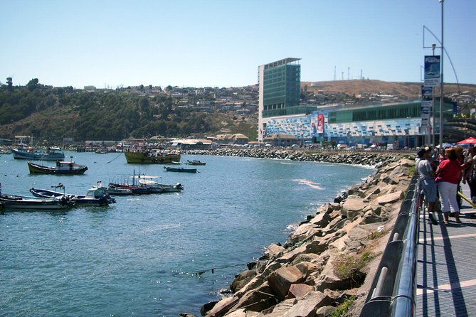 private-transfer-from-valparaiso-or-vina-del-mar-to-san-antonio