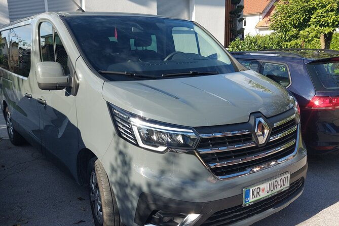 private-transfer-from-venice-to-ljubljana-with-wifi-on-board