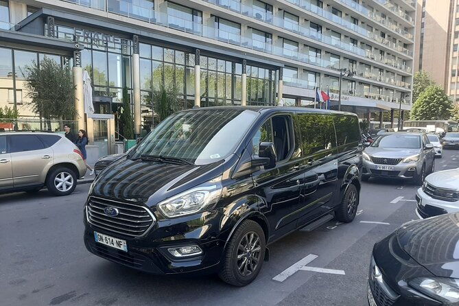 private-transfer-from-versailles-to-cdg-ory-airport-or-paris