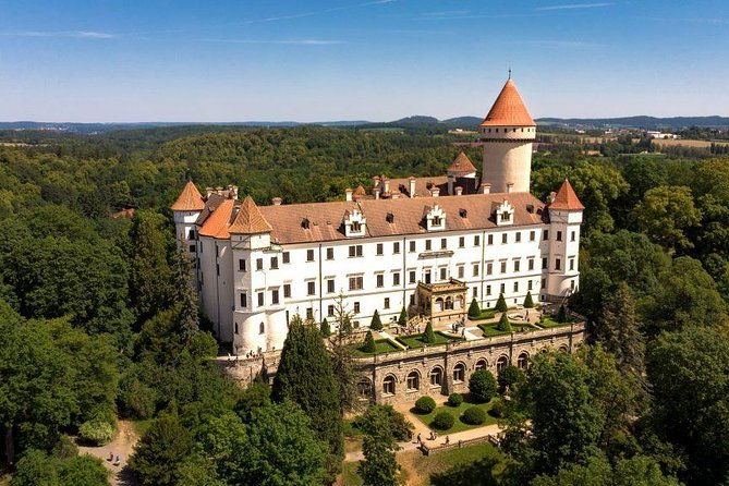 private-transfer-from-vienna-to-berlin-with-2-hours-for-sightseeing