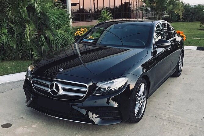 private-transfer-honolulu-airport-hnl-to-honolulu-in-sedan-car