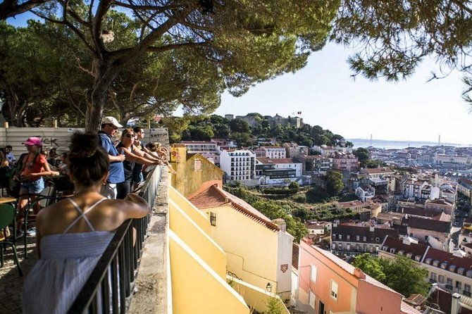 private-transfer-inside-lisbon3pax