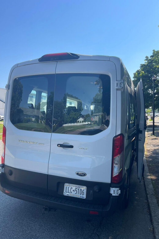 Private Transfer: LaGuardia Airport to Manhattan Up to 10pax - Why Choose This Transfer Service?