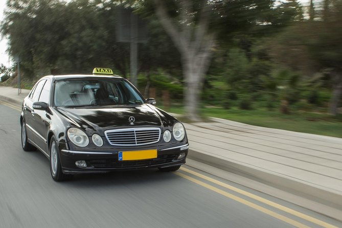 private-transfer-larnaca-airport-to-protaras-with-return-1-14-pax