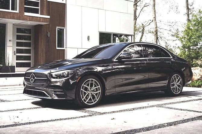 private-transfer-las-vegas-to-las-vegas-airport-las-in-business-car