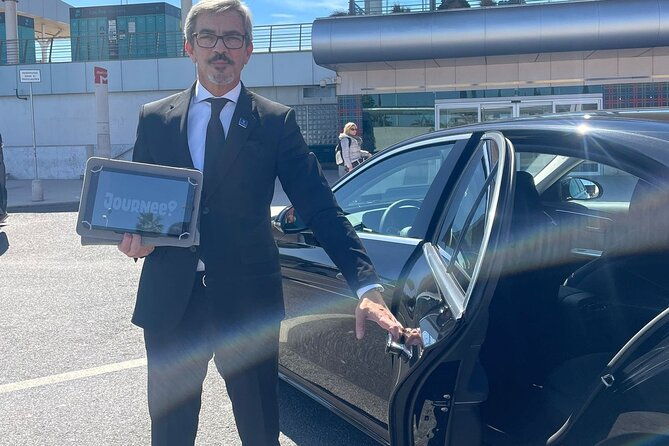 private-transfer-lisbon-airport-to-any-destination-you-choose