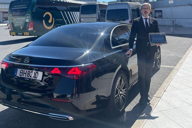 private-transfer-lisbon-airport-to-any-destination-you-choose