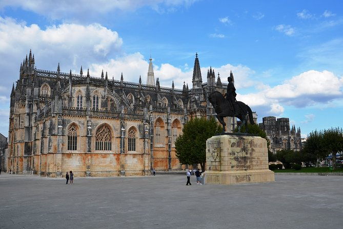 private-transfer-lisbon-porto-with-2-two-visits-2