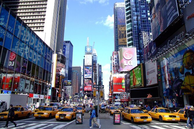 Private Transfer: New York to LaGuardia Airport LGA by Luxury SUV - The Value of the Service