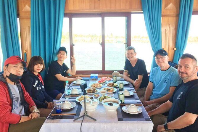 Private Transfer On Expressway & Join Deluxe Cruise in Halong Bay - Practical Tips for Your Day Trip