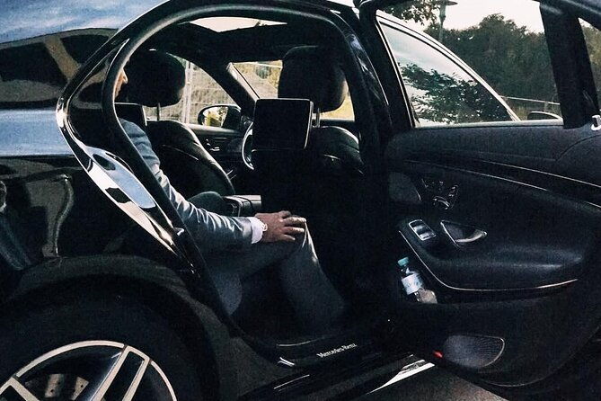 private-transfer-paris-airport-cdg-to-port-of-le-havre-in-business-car