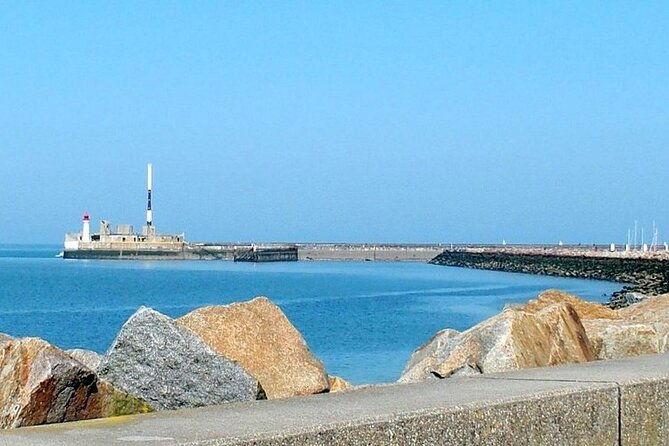 private-transfer-paris-city-to-port-of-le-havre-by-business-car