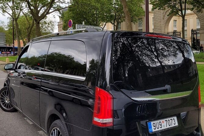 private-transfer-paris-from-and-to-airport-cdg-orly-beauvais