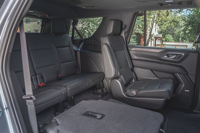 Private Transfer Philadelphia to Philadephia Airport PHL by SUV - An In-Depth Look at the Private SUV Transfer from Philadelphia to PHL