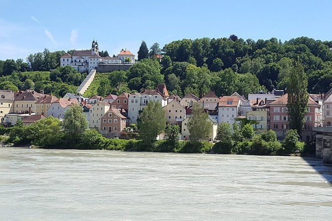 private-transfer-prague-to-passau-or-passau-to-prague-with-stop-in-cesky-krumlov