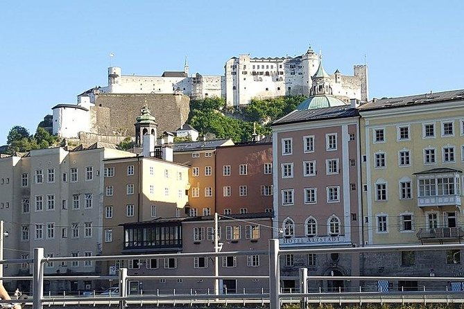 private-transfer-prague-to-salzburg-with-2h-stop-in-krumlov-in-a-sanitized-car