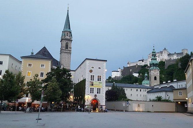 private-transfer-prague-to-salzburg-with-2h-stop-in-krumlov-in-a-sanitized-car