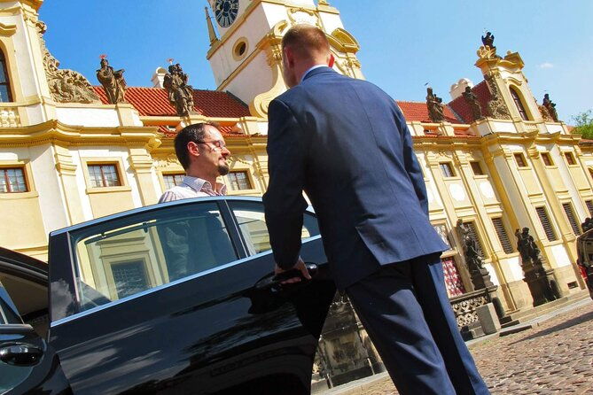 private-transfer-prague-to-vienna