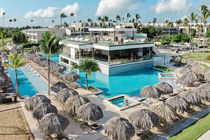 private-transfer-punta-cana-airport-to-from-excellence-el-carmen