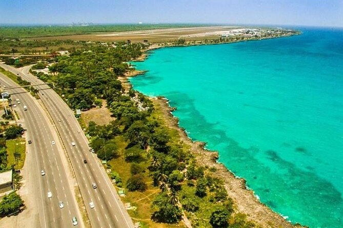 private-transfer-santo-domingo-airport-area-1-to-27-pax-price-per-way