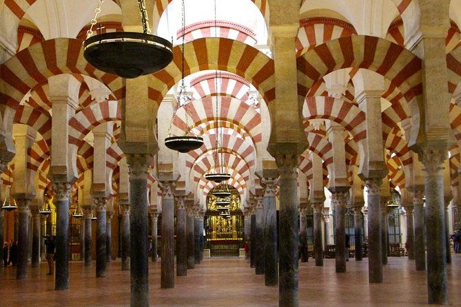 private-transfer-seville-to-granada-with-a-tour-of-cordoba-mosque-2