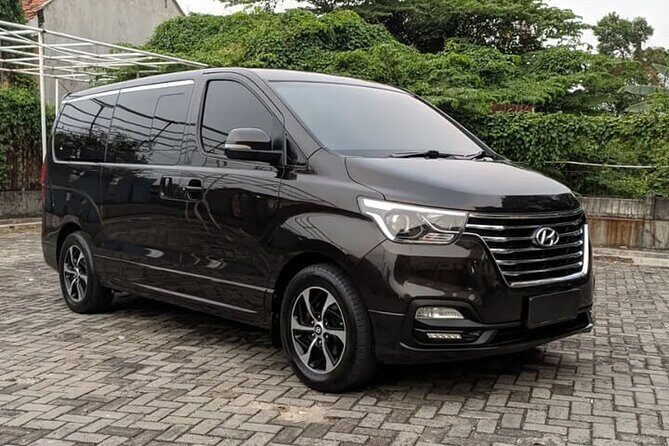 Private Transfer Tahiti Airport PPT to Papeete Urban Area by Van - Introducing the Private Transfer from Tahiti Airport to Papeete