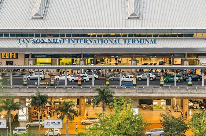 Private transfer Tan Son Nhat Airport (SGN) - Hotels In City - The Experience in Detail
