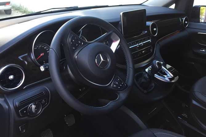 private-transfer-to-or-from-praia-del-rey