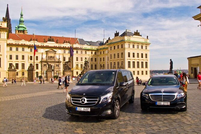 private-transfer-to-prague-from-berlin