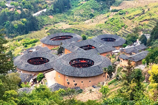 Private Transfer to Tianluokeng and HekengHakka Tulou fromXiamen - Exploring the Private Transfer to Tianluokeng and Hekeng Hakka Tulou from Xiamen