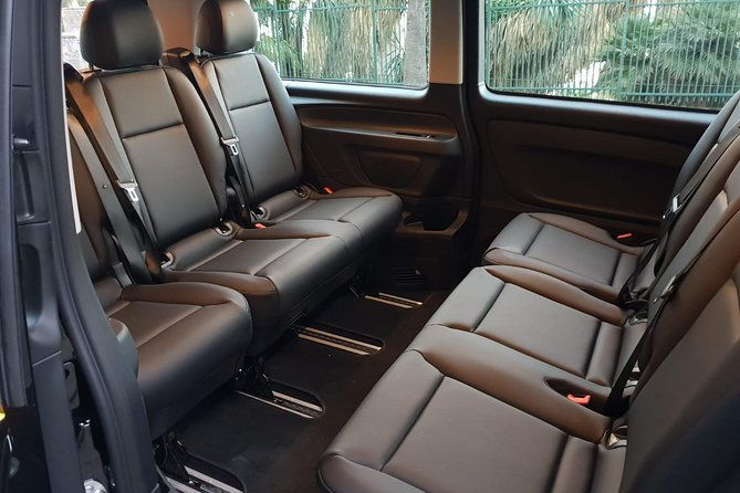 private-transfers-from-barcelona-international-airport-to-city-center