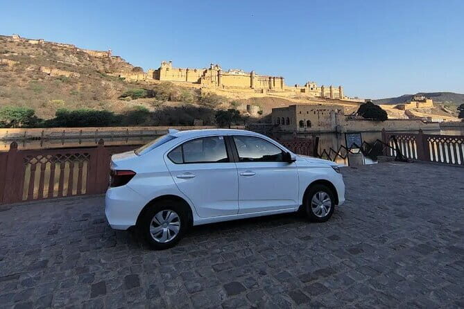 Private Transfers from New Delhi to Agra Hotel / Accommodation - Detailed Review of the Delhi to Agra Private Transfer
