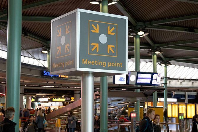 Private transfers from or to Amsterdam Schiphol airport. (AMS) - Why Choose a Private Transfer from Schiphol Airport?