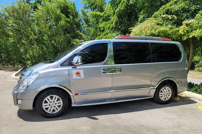 private-transfers-from-punta-cana-airport-to-hotels-in-dr