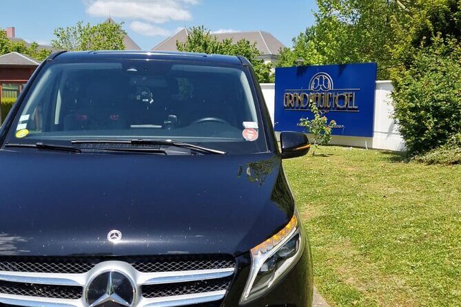 Private Transfers in Paris - Vehicles and Accessibility