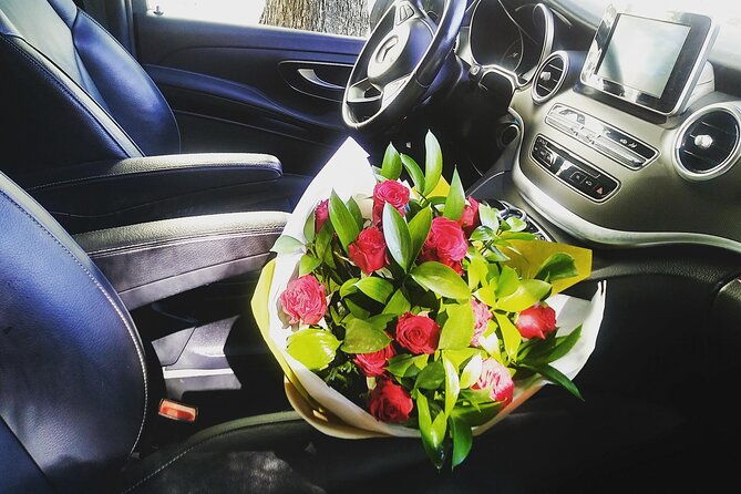 private-transport-between-the-city-of-lisbon-and-ahd-airport